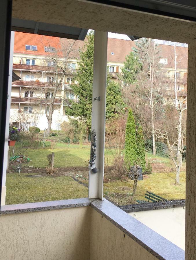 Ferienwohnung In Erfurt Mit Kleinem Balkon, 2 Schlafzimmer Bagian luar foto