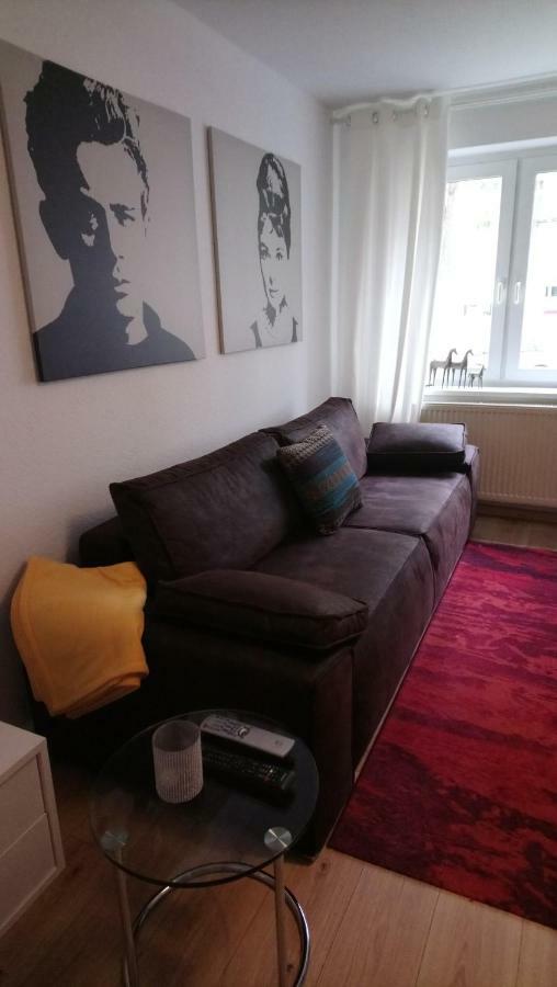 Ferienwohnung In Erfurt Mit Kleinem Balkon, 2 Schlafzimmer Bagian luar foto