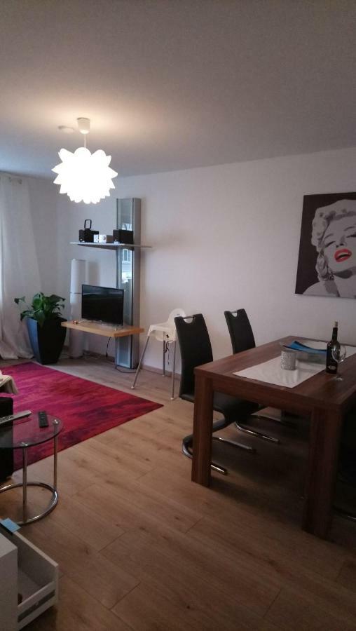 Ferienwohnung In Erfurt Mit Kleinem Balkon, 2 Schlafzimmer Bagian luar foto